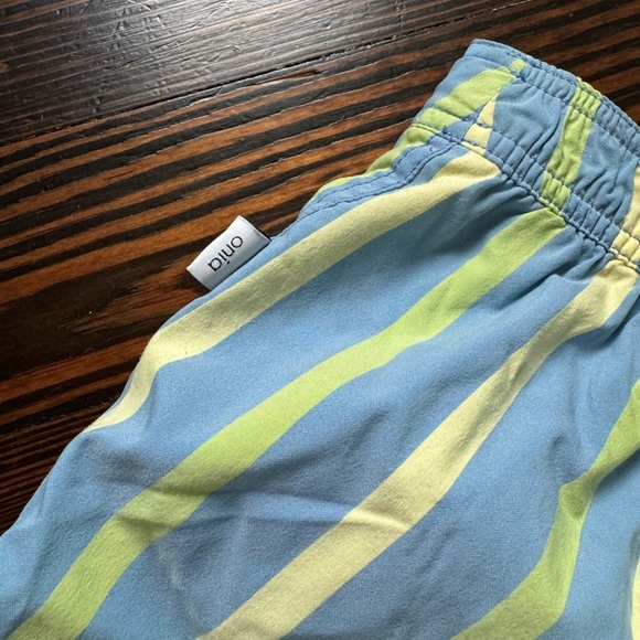 Onia The Calder Swim Trunk - Picture 3 of 4